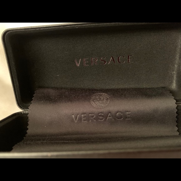 Versace 2040 Sunglasses - Picture 8 of 11